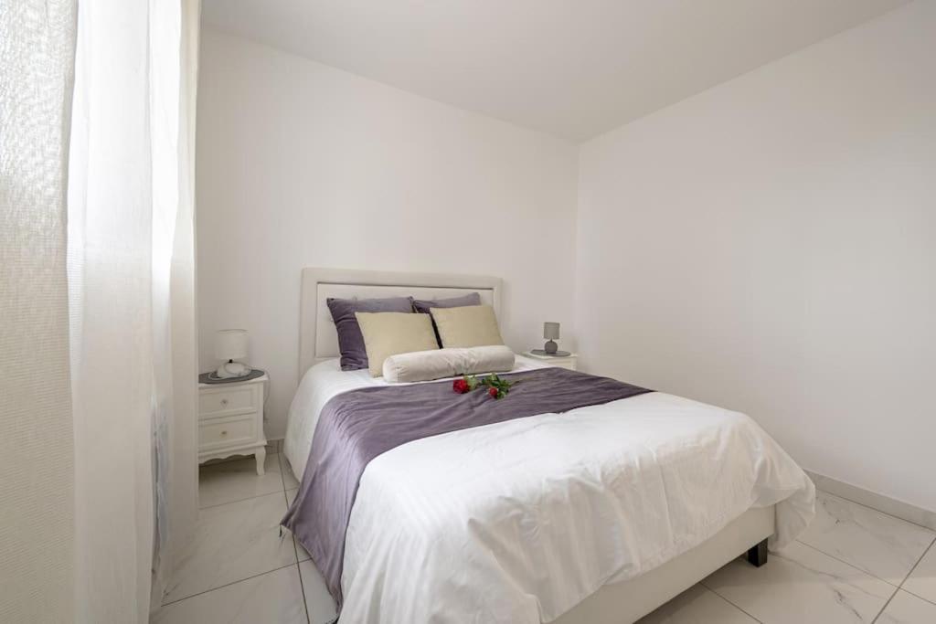 Appt P2 De 1 A 6 Pers A Rognac Apartment Exterior foto