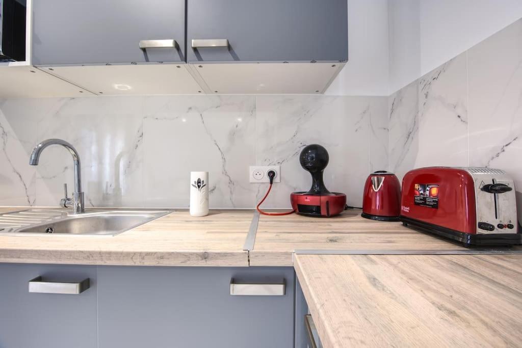 Appt P2 De 1 A 6 Pers A Rognac Apartment Exterior foto
