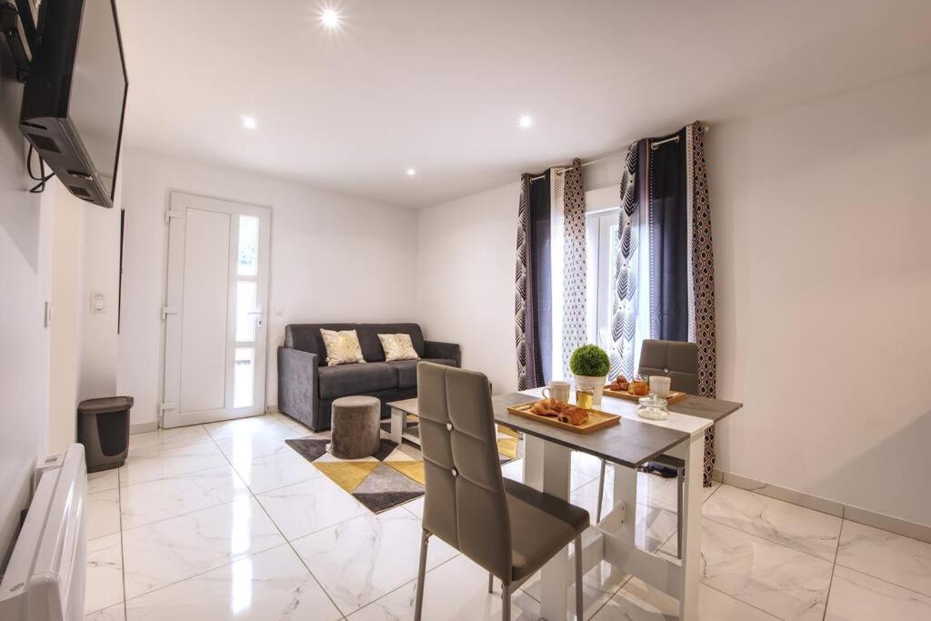 Appt P2 De 1 A 6 Pers A Rognac Apartment Exterior foto